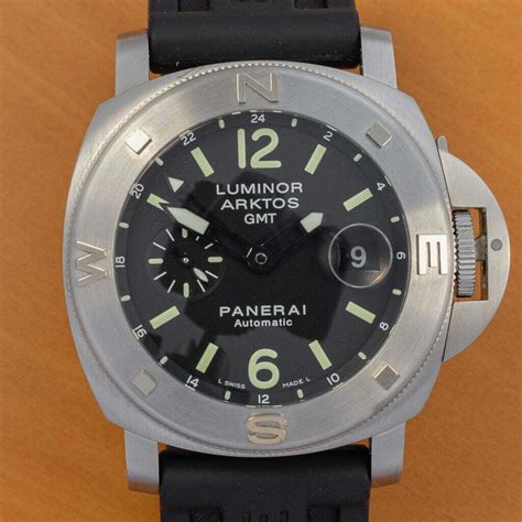 часы panerai luminor arktos gmt